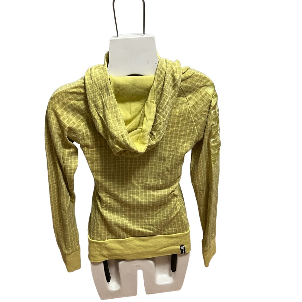 Sweaters - Bench - Picture 2 of 3